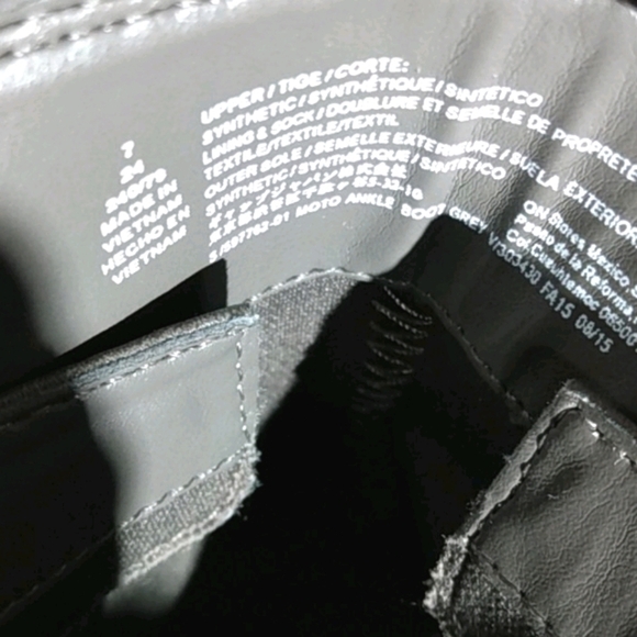 OLD NAVY ANKLE BOOTS SIZE 7 - Picture 10 of 15